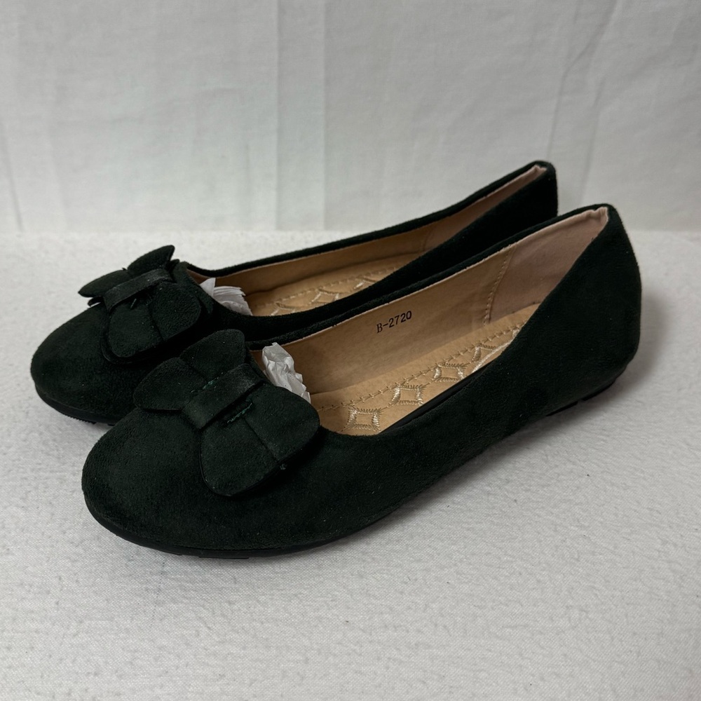 Victoria K Suede Textured Double Bow Ballerina Flats in Hunter Green size 7 NWOB
